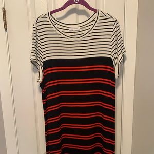 Cute little Calvin Klein Size XL pull over dress.